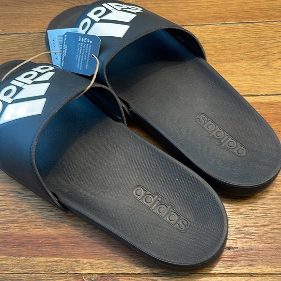 Adidas | Adilette Comfort Slides | Black Cushy Unisex | Men’s 10 / Women’s 11 - Picture 3 of 5